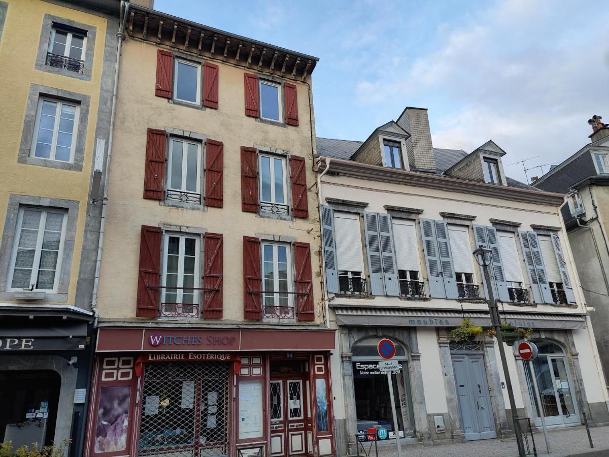 Appartement centre-ville pour séjour et cure Bagnères-de-Bigorre Esterno foto