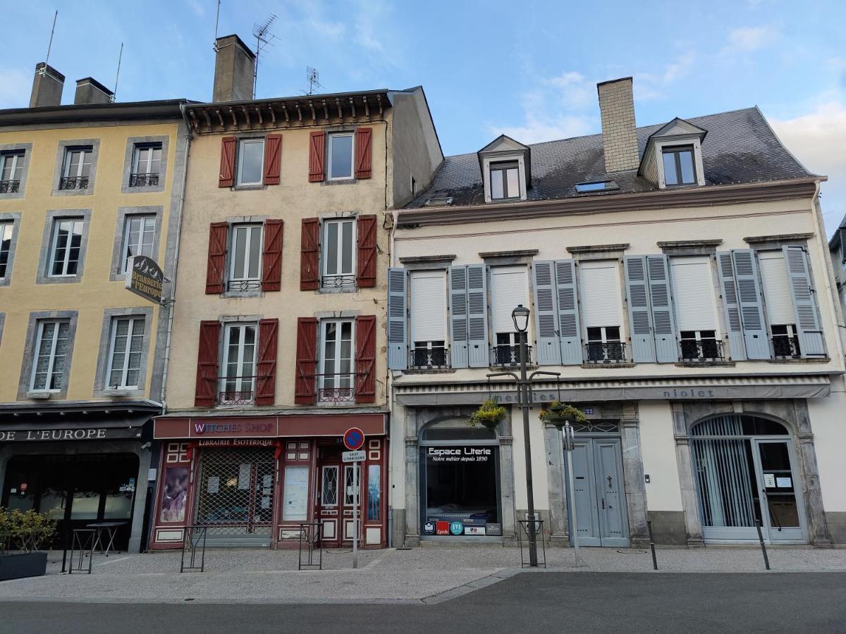 Appartement centre-ville pour séjour et cure Bagnères-de-Bigorre Esterno foto